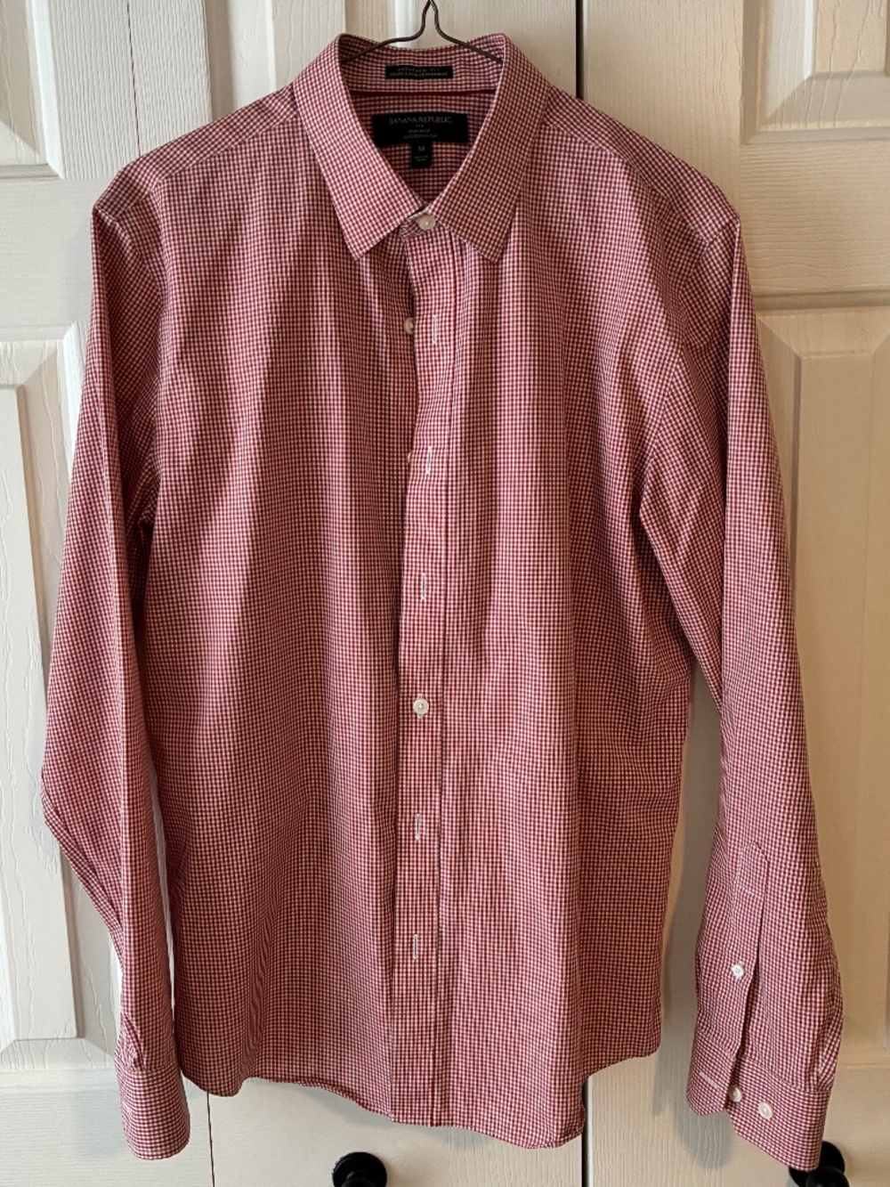 Banana Republic Red & White Check Button-Down Shirt - Men's M
